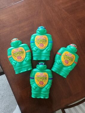 1990 Teenage Mutant Ninja Turtles Cookies Collectible Tin/Bank - Green